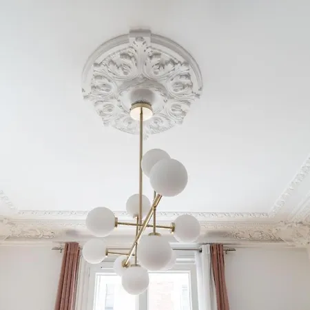 Familial Parisien Apartment