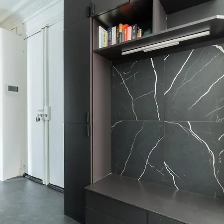 Familial Parisien Apartment